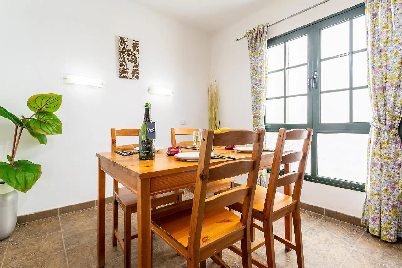 Casa Lili - Shared Pool - Close To Seafront Promenade - Sea Views From Upper Terrace Punta Mujeres 0*,  西班牙